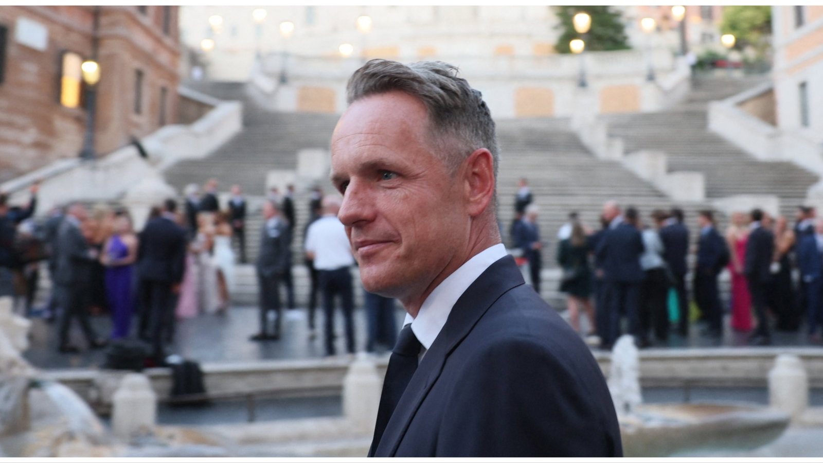 Luke Donald responds to reporter's question about 'sleeping with the enemy'